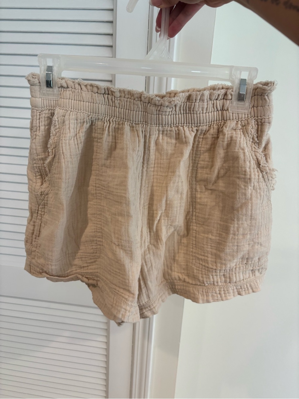 aerie Beige Elastic High-Waist Linen Shorts